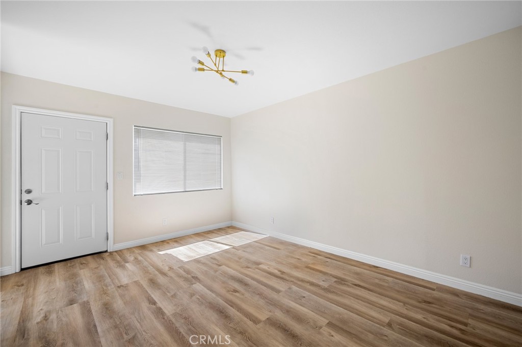6250 Vineland Avenue 1 Property Photo 5