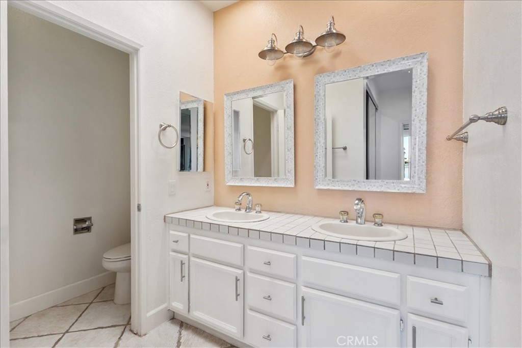 77 Lake Shore Drive Property Photo 28
