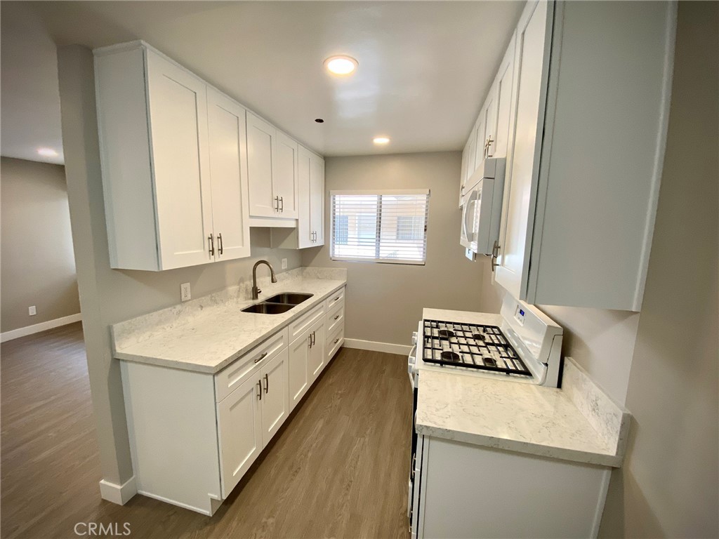 455 W Dryden Street 5 Property Photo 5