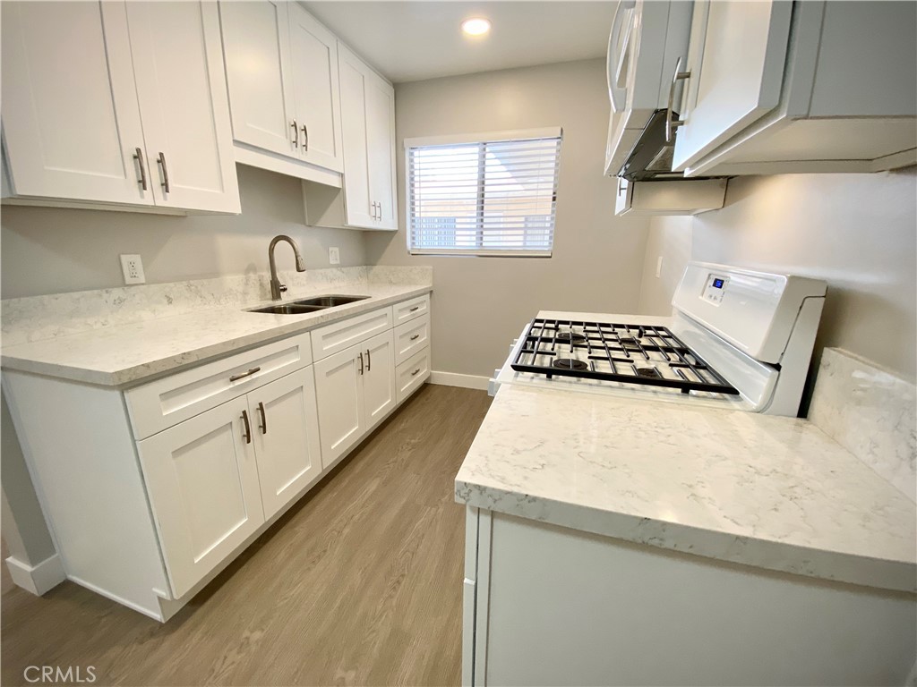 455 W Dryden Street 5 Property Photo 6