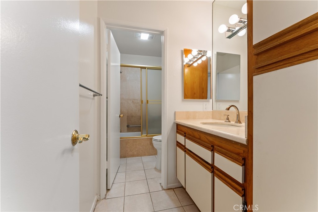1351 N Crescent Heights 308 Property Photo 22