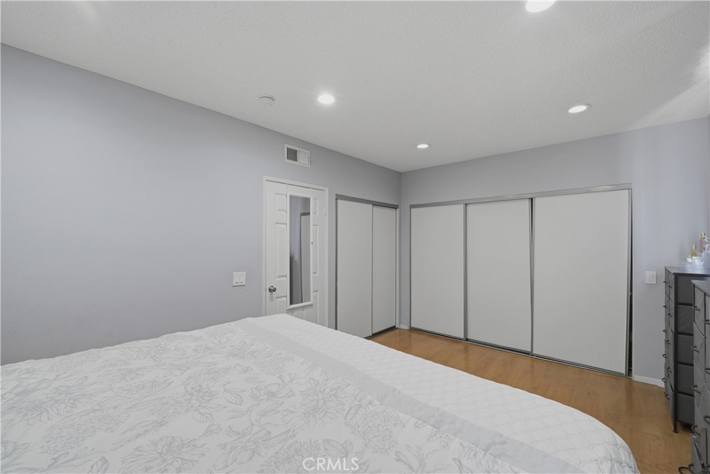 11150 Glenoaks 307 Property Photo 19