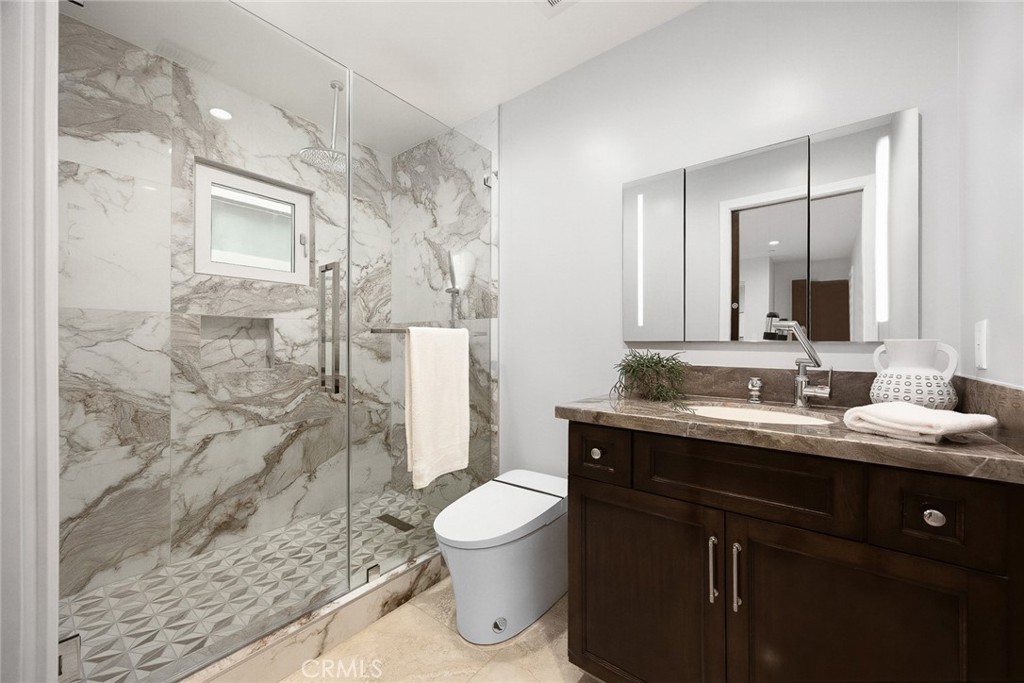 1362 Linden Property Photo 39
