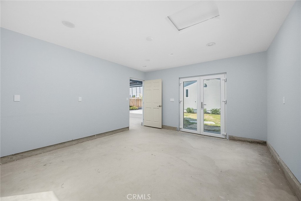 1362 Linden Property Photo 50