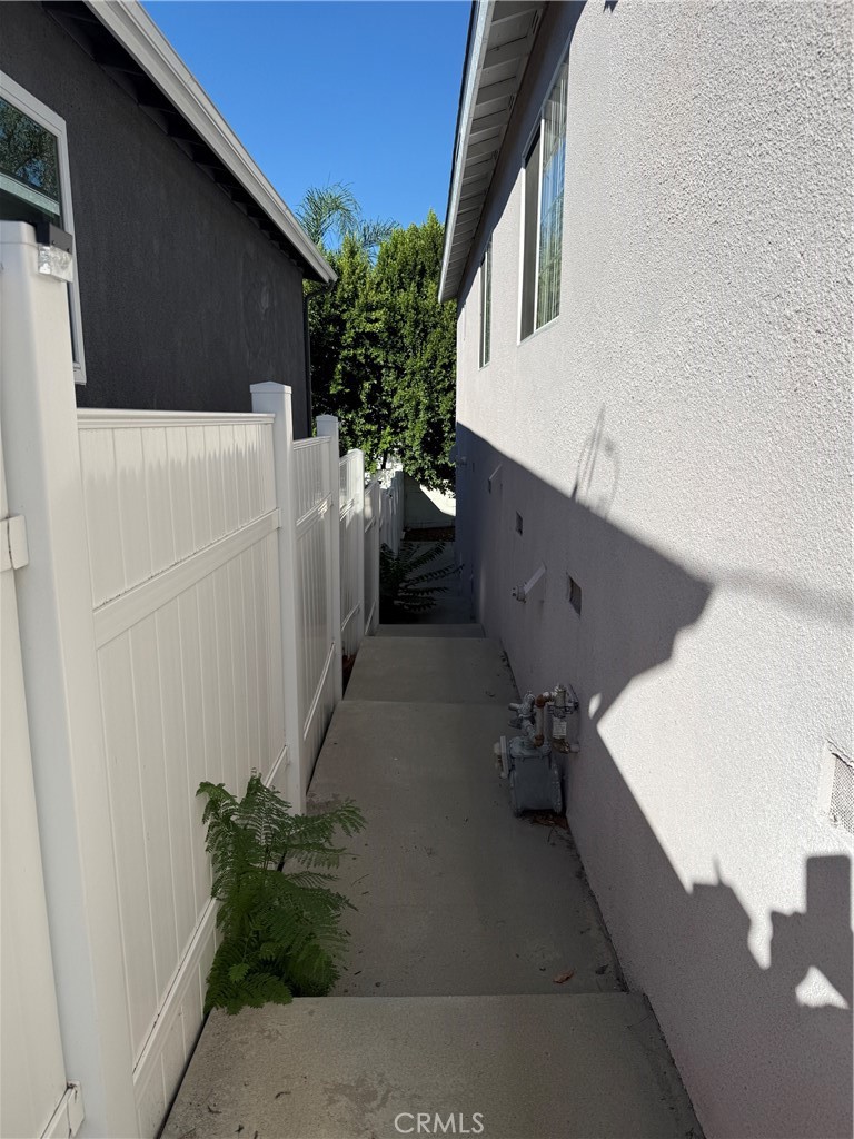 10733 Tujunga Canyon A Property Photo 2