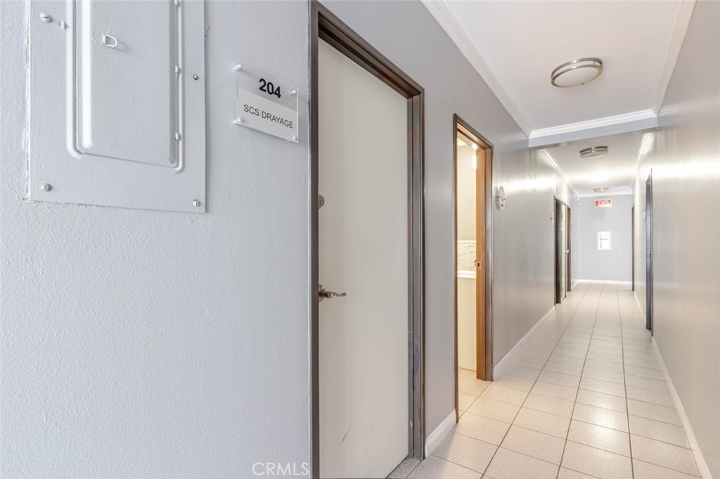 14847 Magnolia Boulevard 201 Property Photo 14