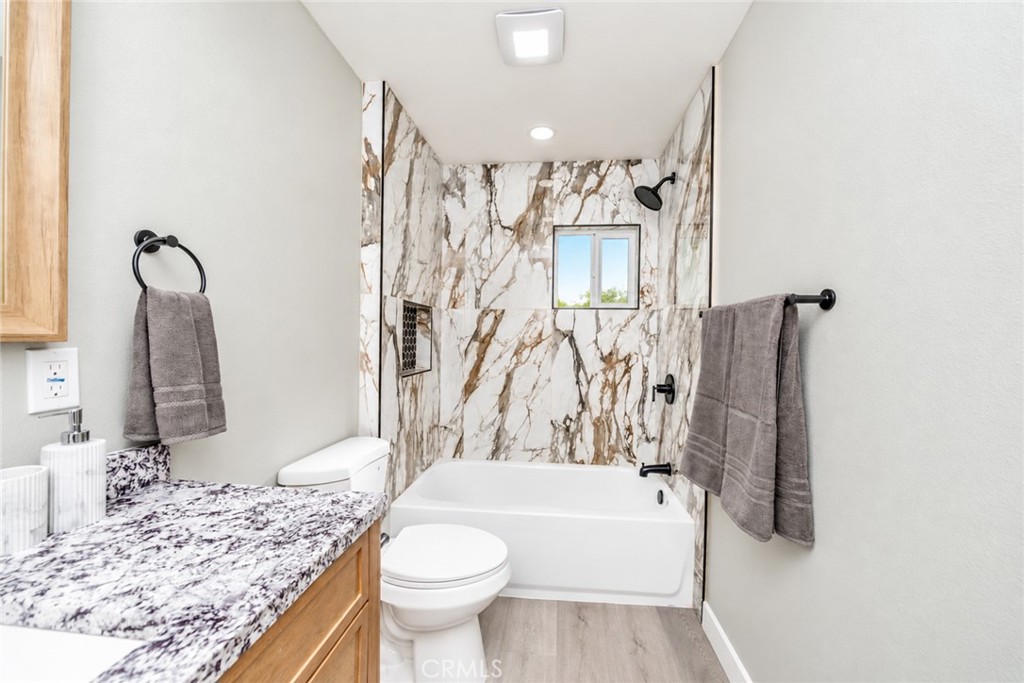 17215 Miller Avenue Property Photo 12