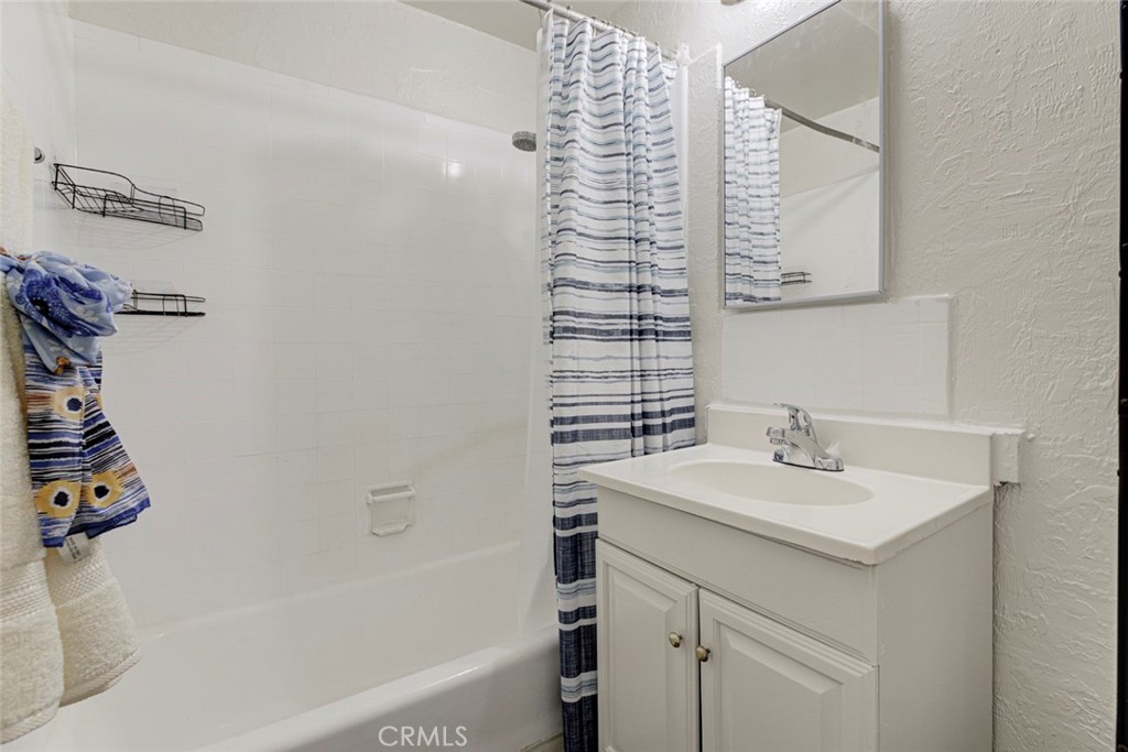 529 S Garfield Avenue Property Photo 14