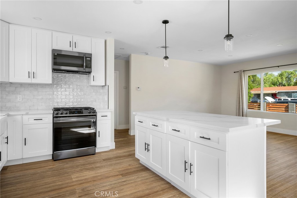 8881 Morehart Avenue Property Photo 11