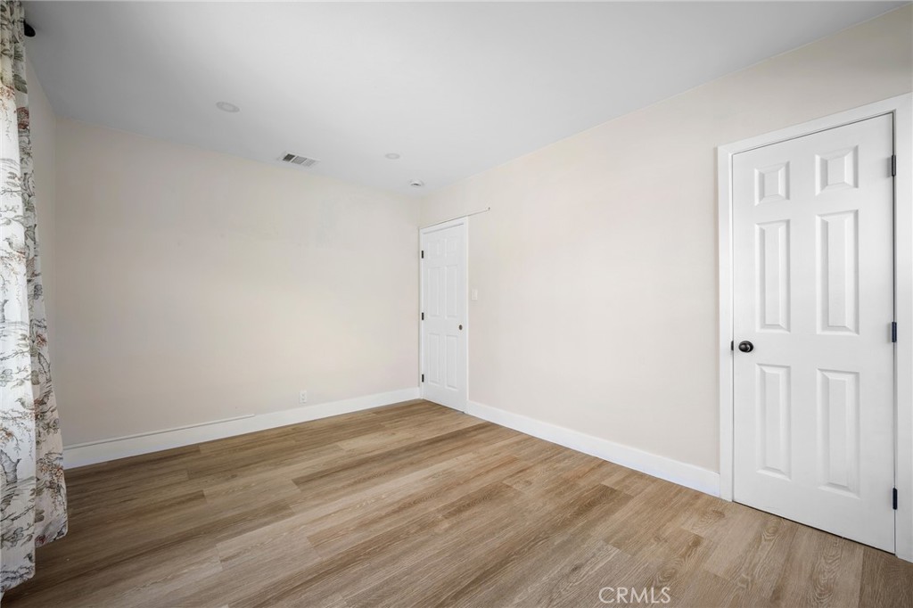 8881 Morehart Avenue Property Photo 13