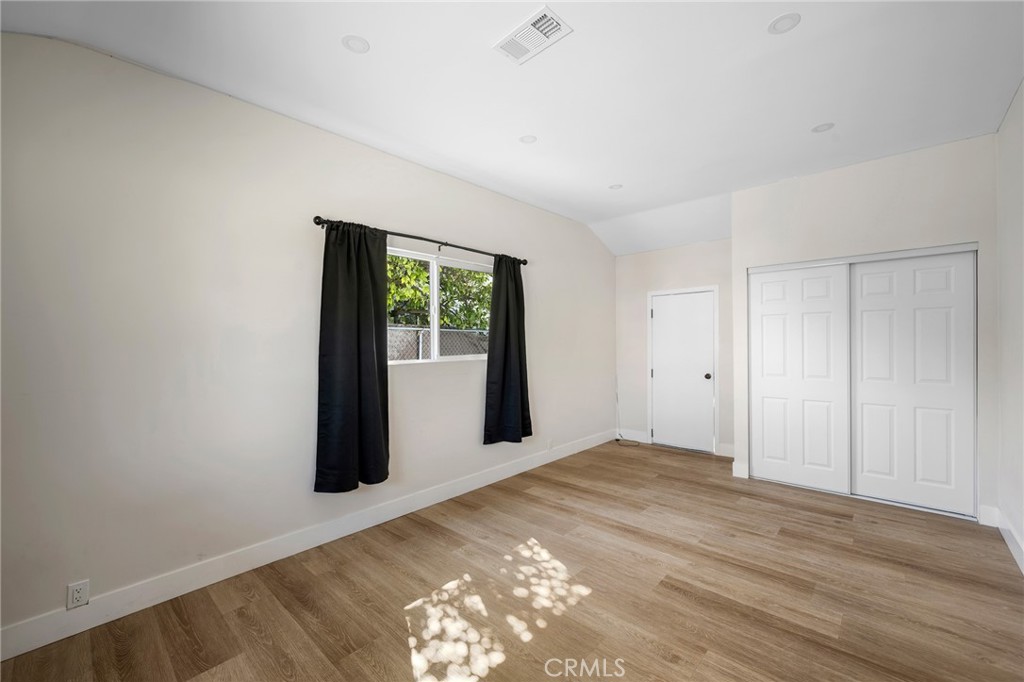 8881 Morehart Avenue Property Photo 15