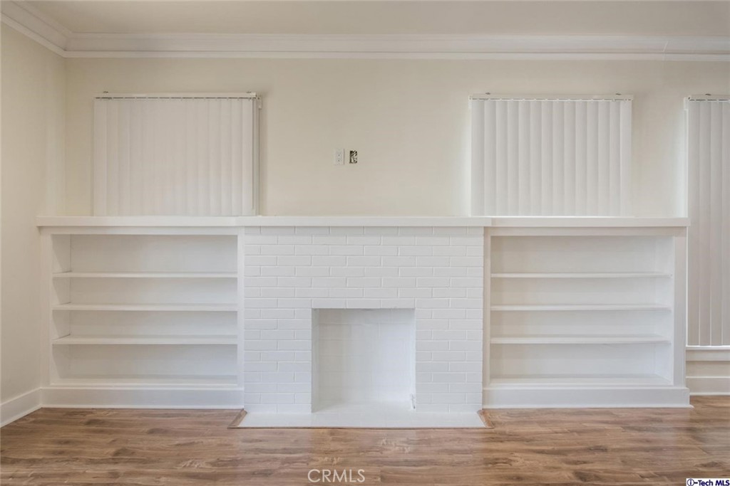 1151 N Maryland Avenue Property Photo 11