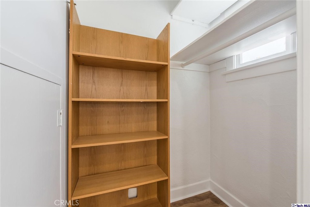 1151 N Maryland Avenue Property Photo 21