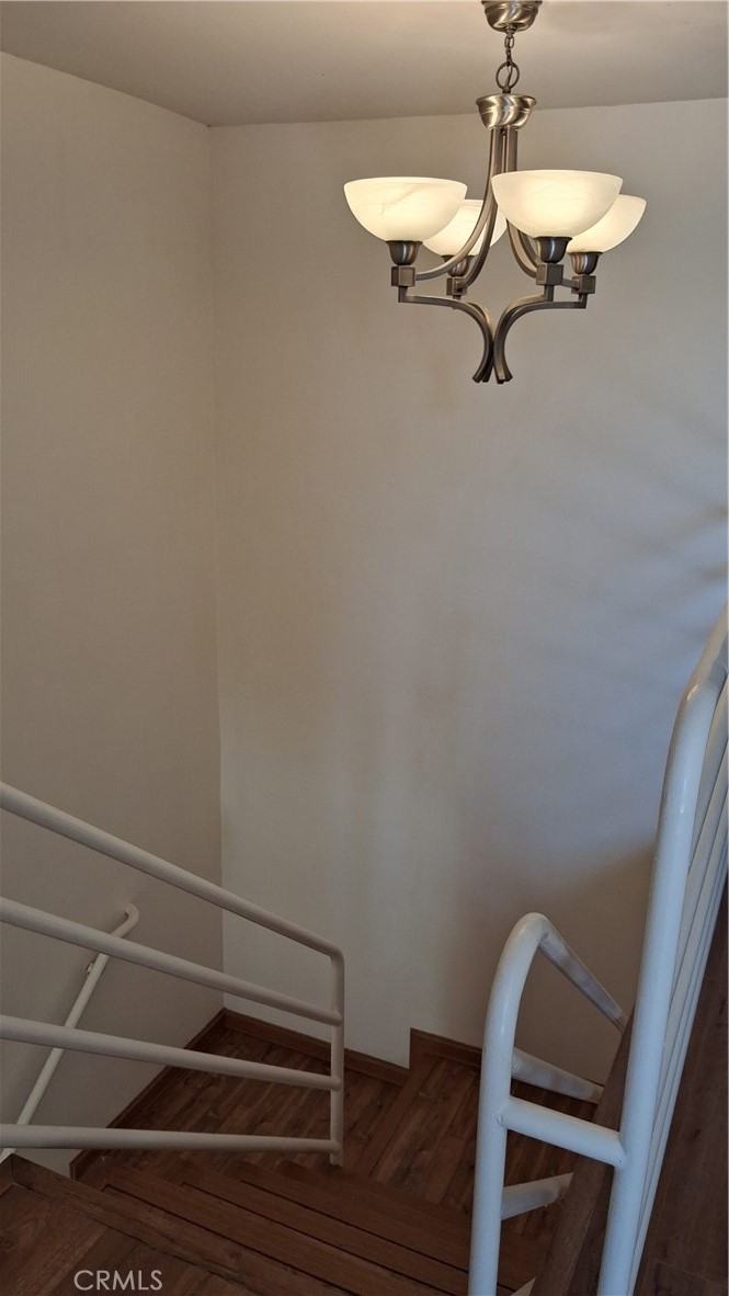 1328 N Columbus Avenue 2 Property Photo 18