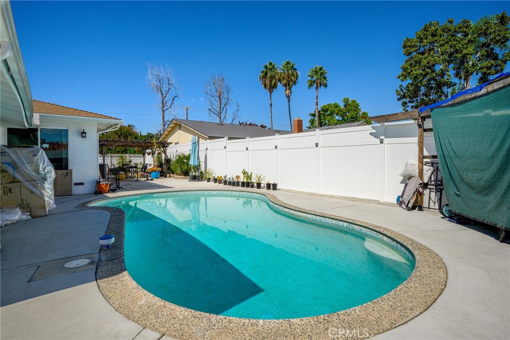 10502 Woodley Avenue Property Photo 26