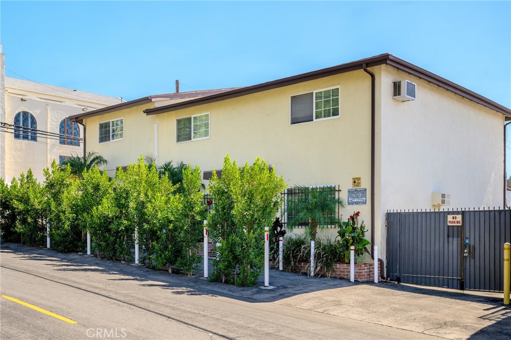 7176 Valmont Street Property Photo 1