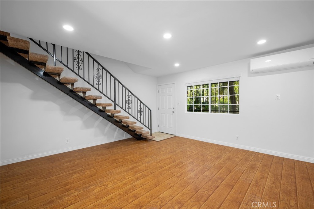 7176 Valmont Street Property Photo 6