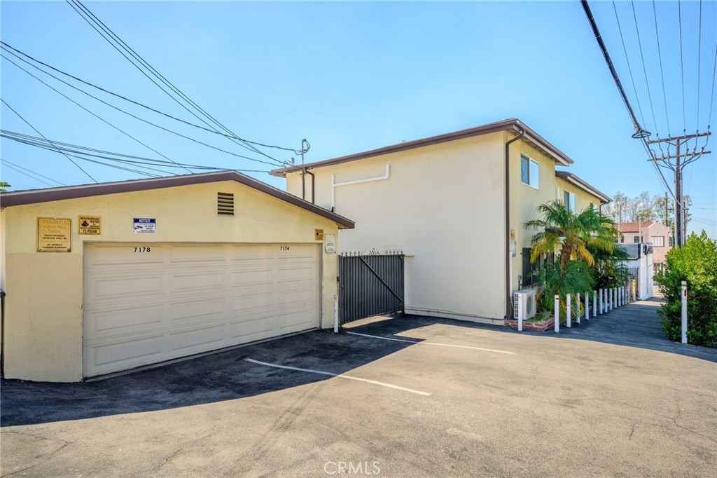 7176 Valmont Street Property Photo 20