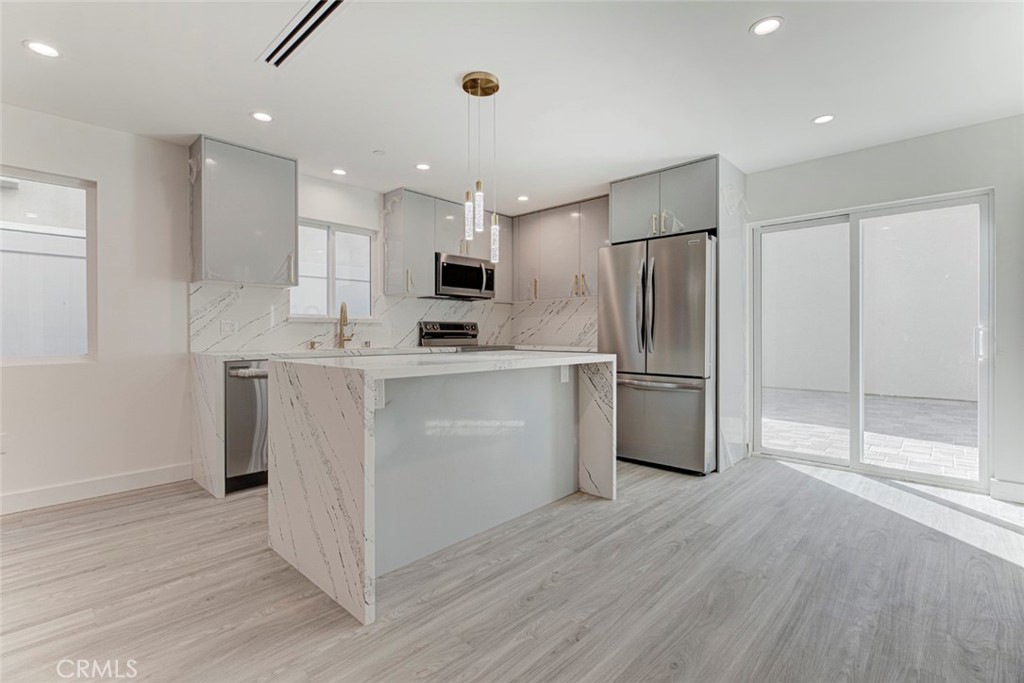 7856 Kyle Property Photo 11