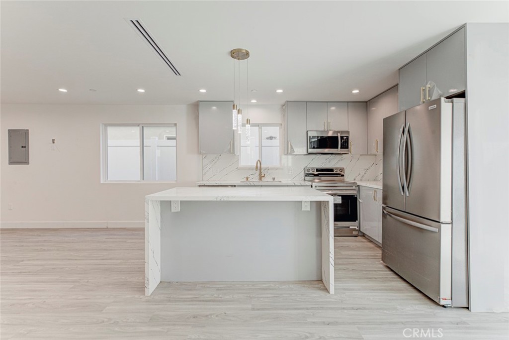 7856 Kyle Property Photo 13