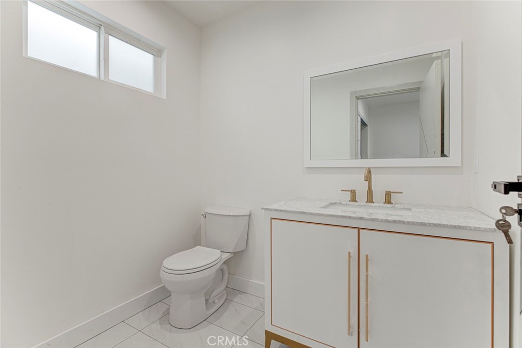 7856 Kyle Property Photo 18