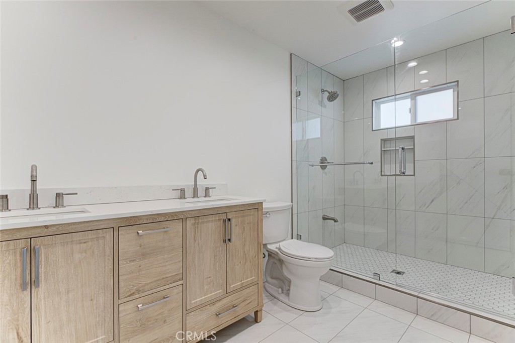 7856 Kyle Property Photo 34