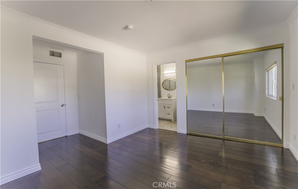 317 W Acacia #4 Property Photo 15