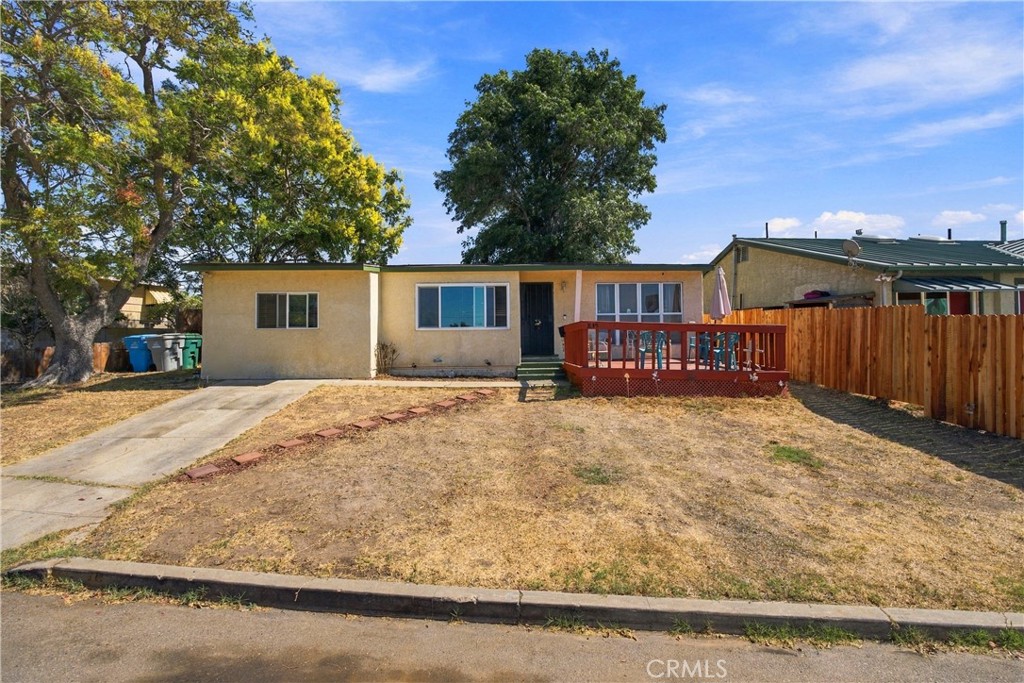 3139 Winlow Street Property Photo 1
