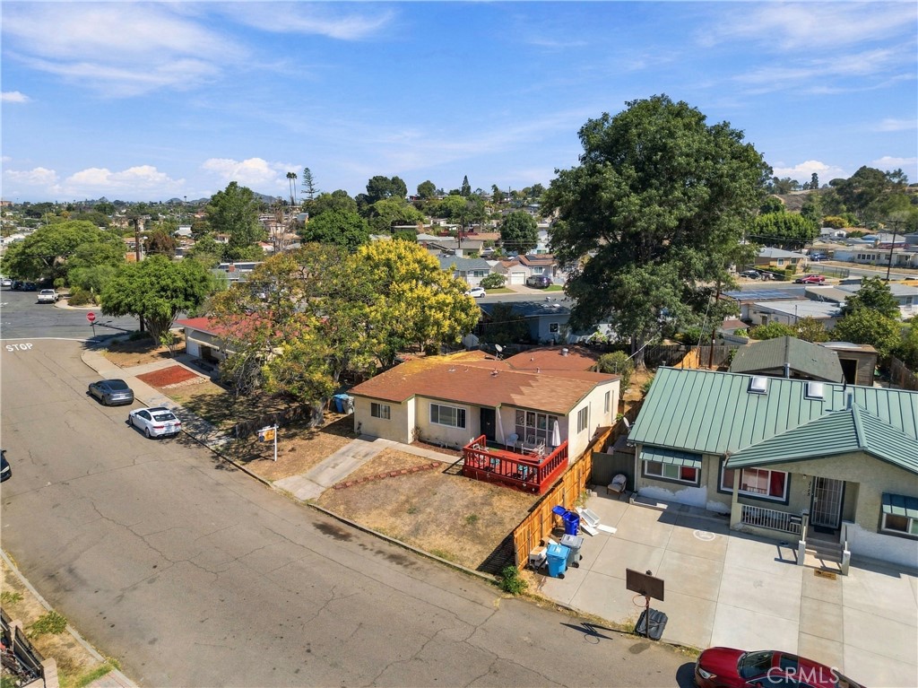 3139 Winlow Street Property Photo 4