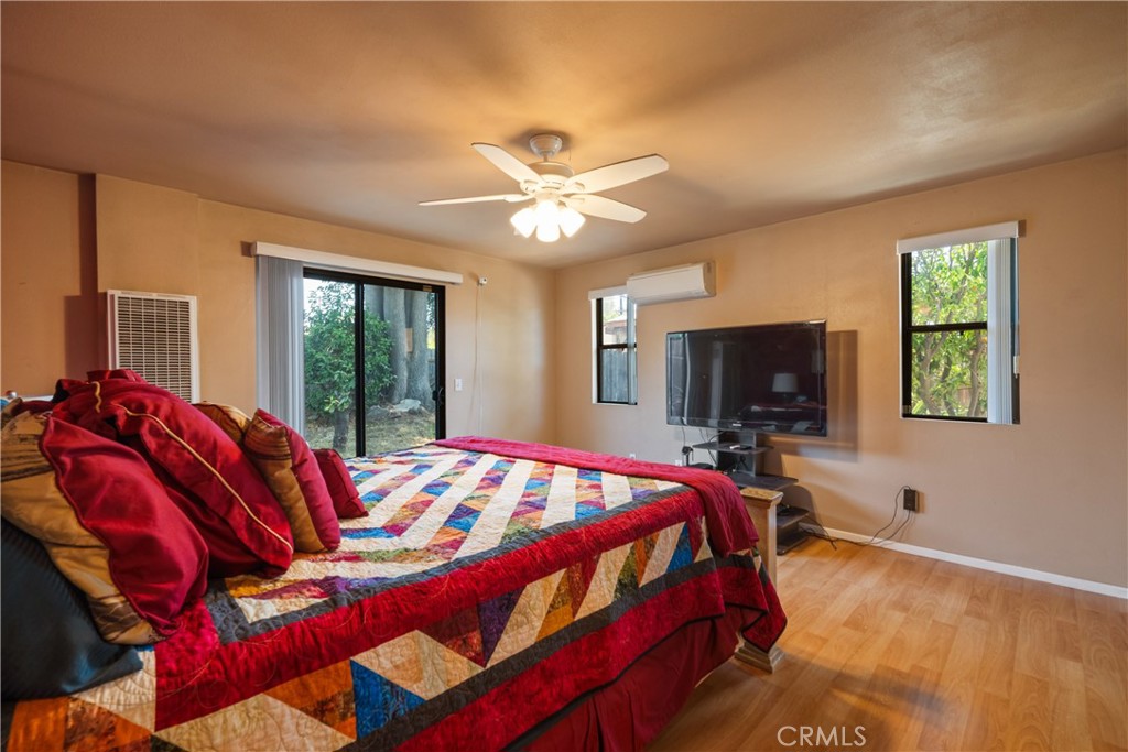 3139 Winlow Street Property Photo 15