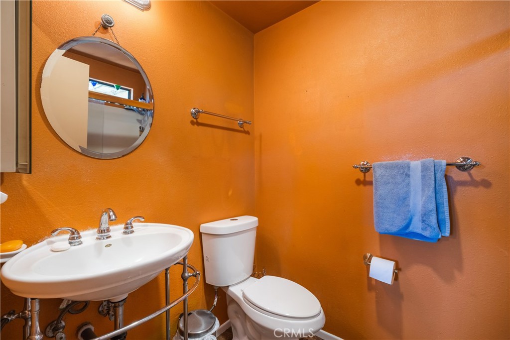 3139 Winlow Street Property Photo 16