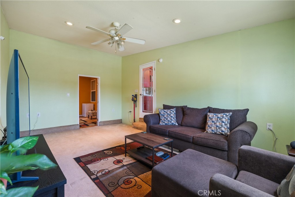 3139 Winlow Street Property Photo 22