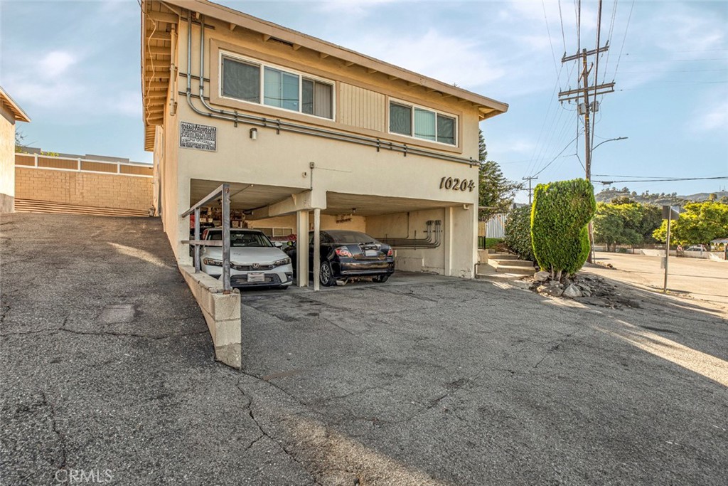 10204 Tujunga Canyon Boulevard 2 Property Photo 1