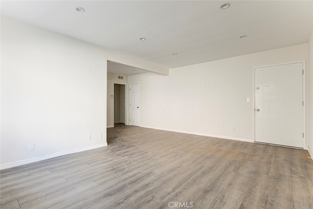10204 Tujunga Canyon Boulevard 2 Property Photo 8