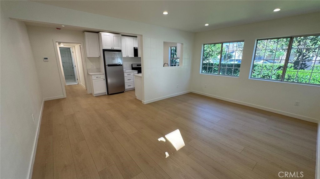 712 W Doran Street 1 Property Photo 2