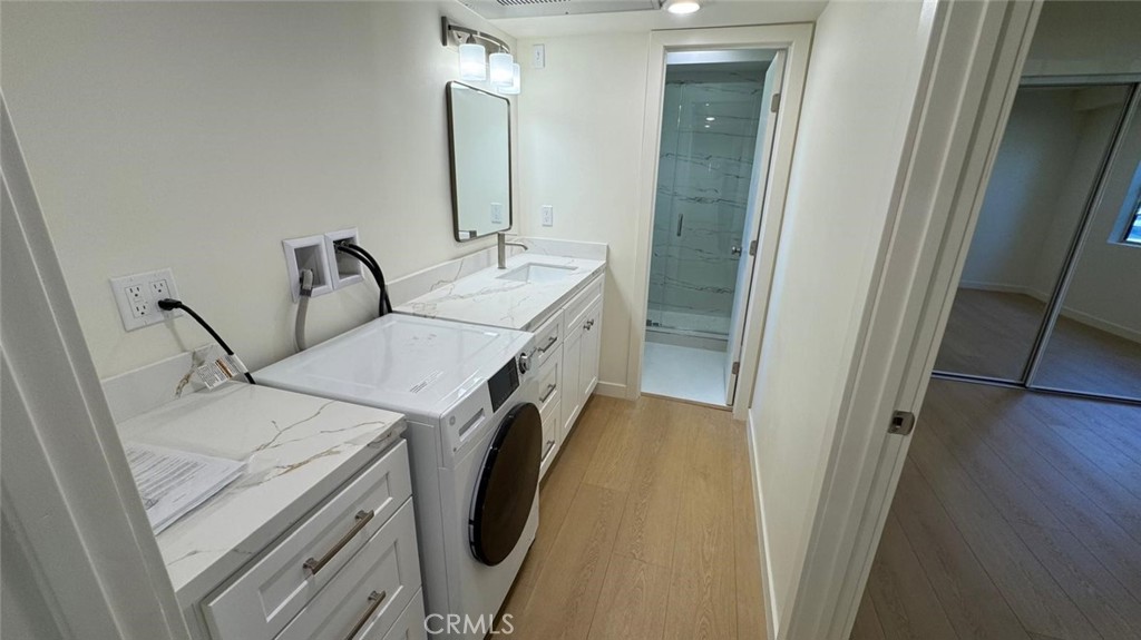 712 W Doran Street 1 Property Photo 5