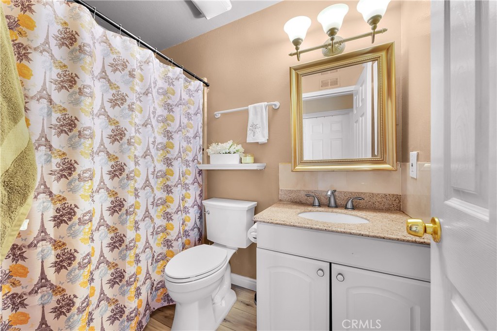 144 Kenyatta Property Photo 18