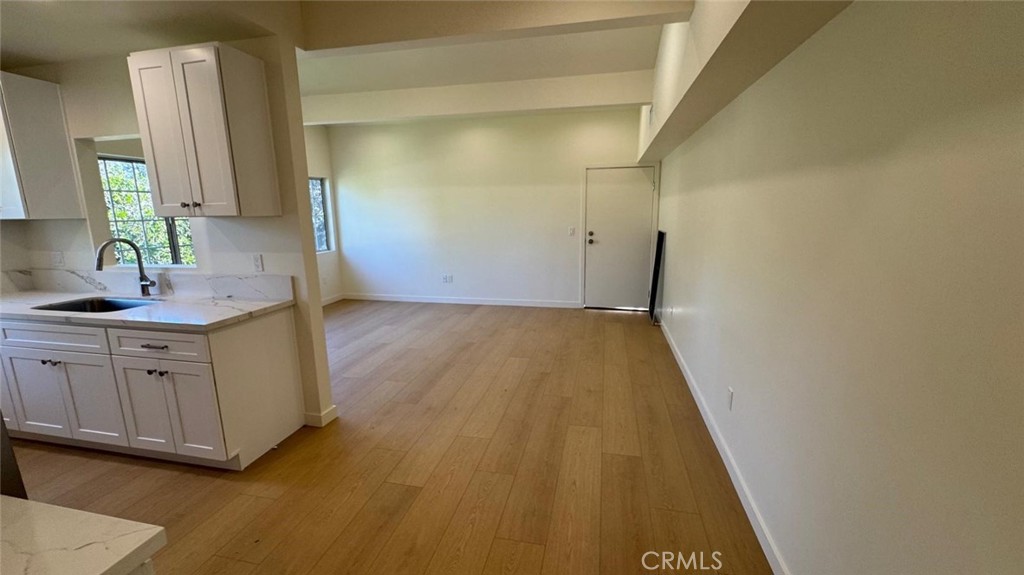712 W Doran Street 4 Property Photo 6
