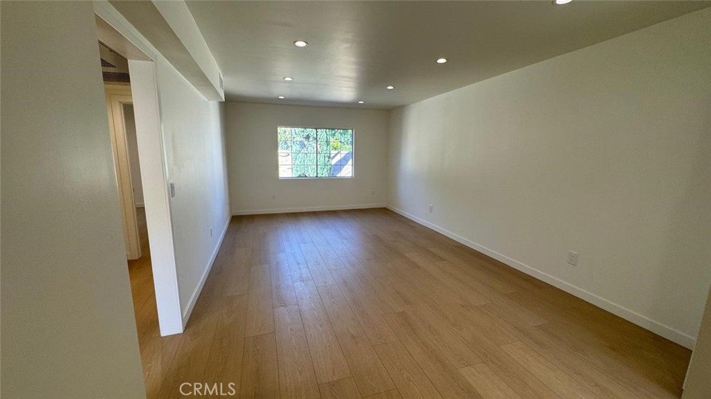 712 W Doran Street 5 Property Photo 4