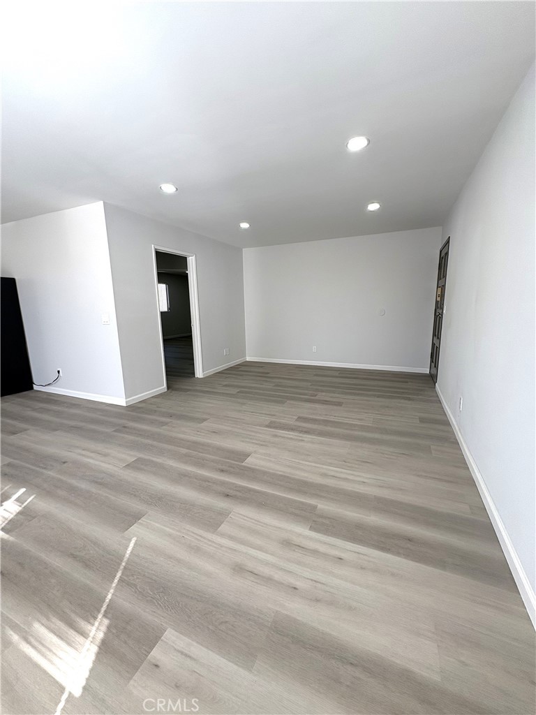 507 N Serrano Avenue 5 Property Photo 5