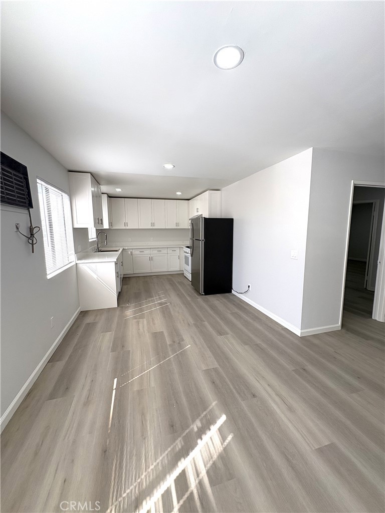 507 N Serrano Avenue 5 Property Photo 6