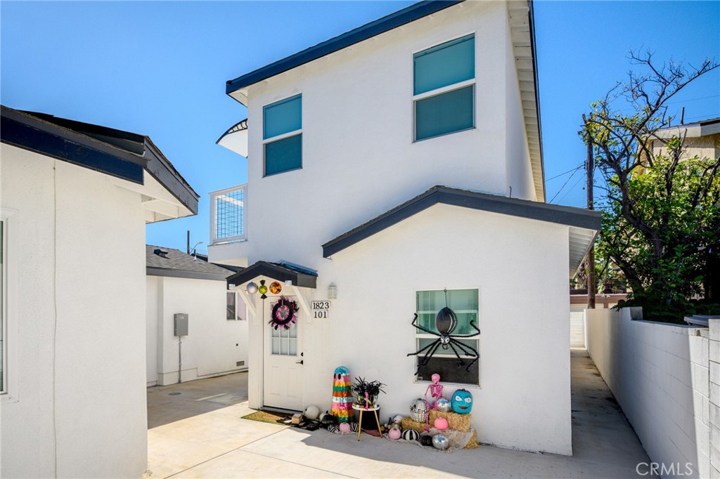 1823 Jackson Street 201 Property Photo 1