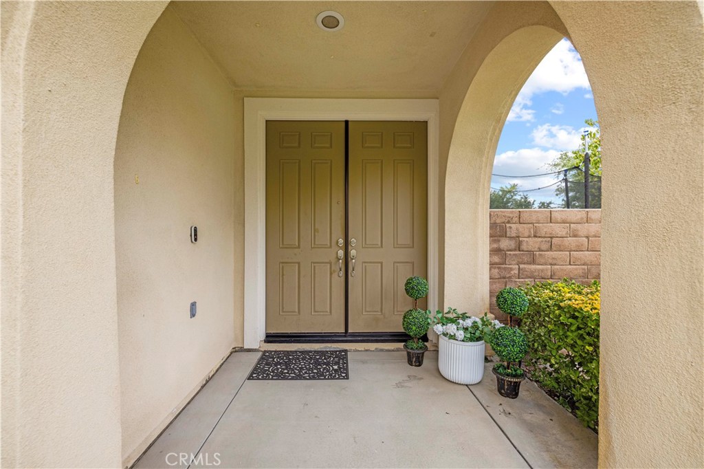 15660 Walt Court Property Photo 3