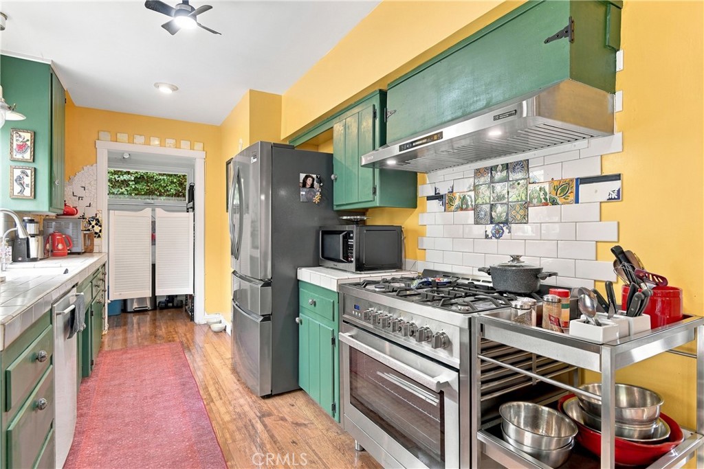 8001 Ellenbogen Property Photo 15