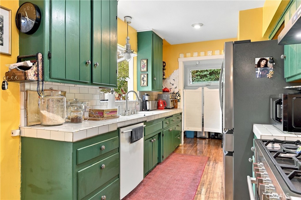 8001 Ellenbogen Property Photo 16