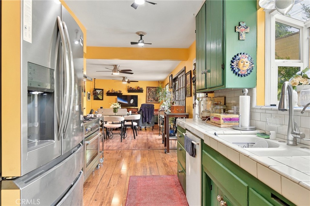 8001 Ellenbogen Property Photo 18