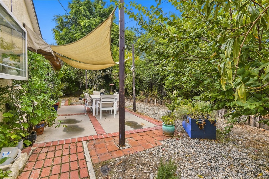 8001 Ellenbogen Property Photo 39