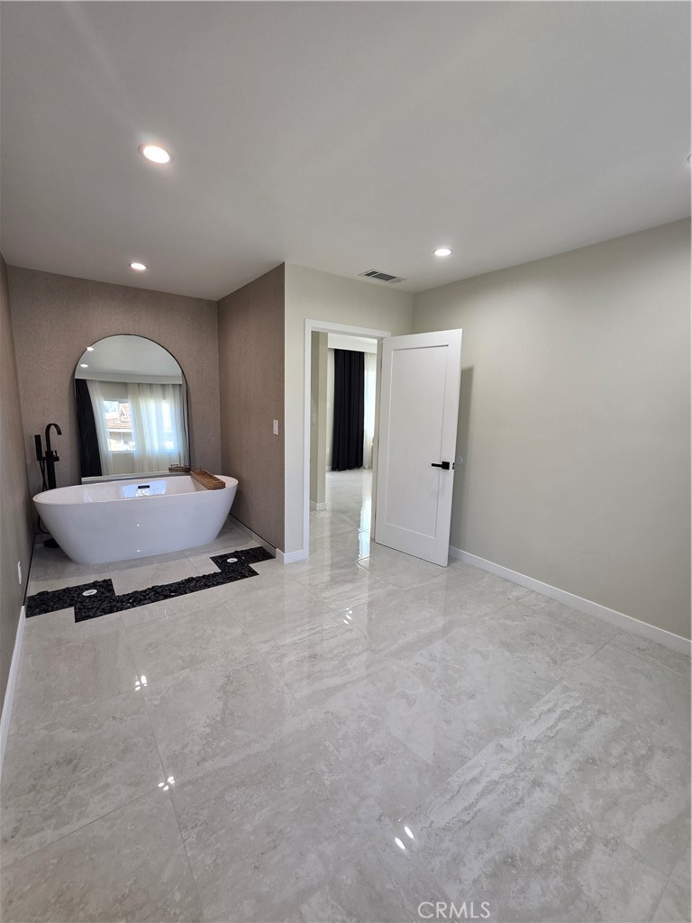 10361 Fernglen Property Photo 18
