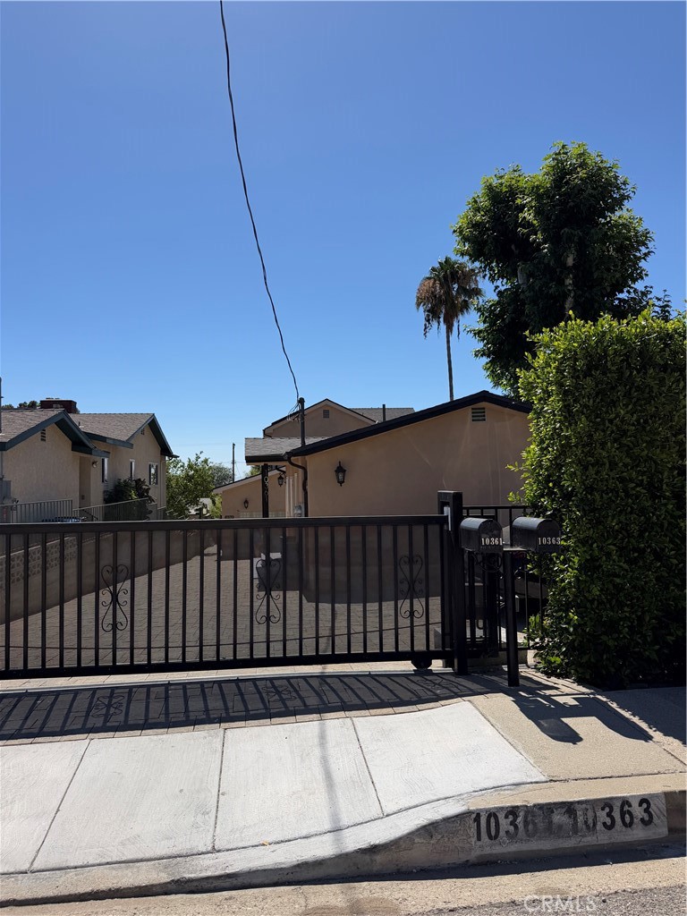 10361 Fernglen Property Photo 33