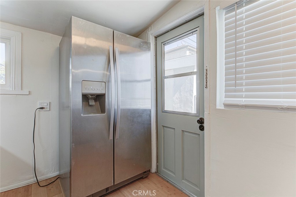 619 Orange Grove 1/2 Property Photo 11